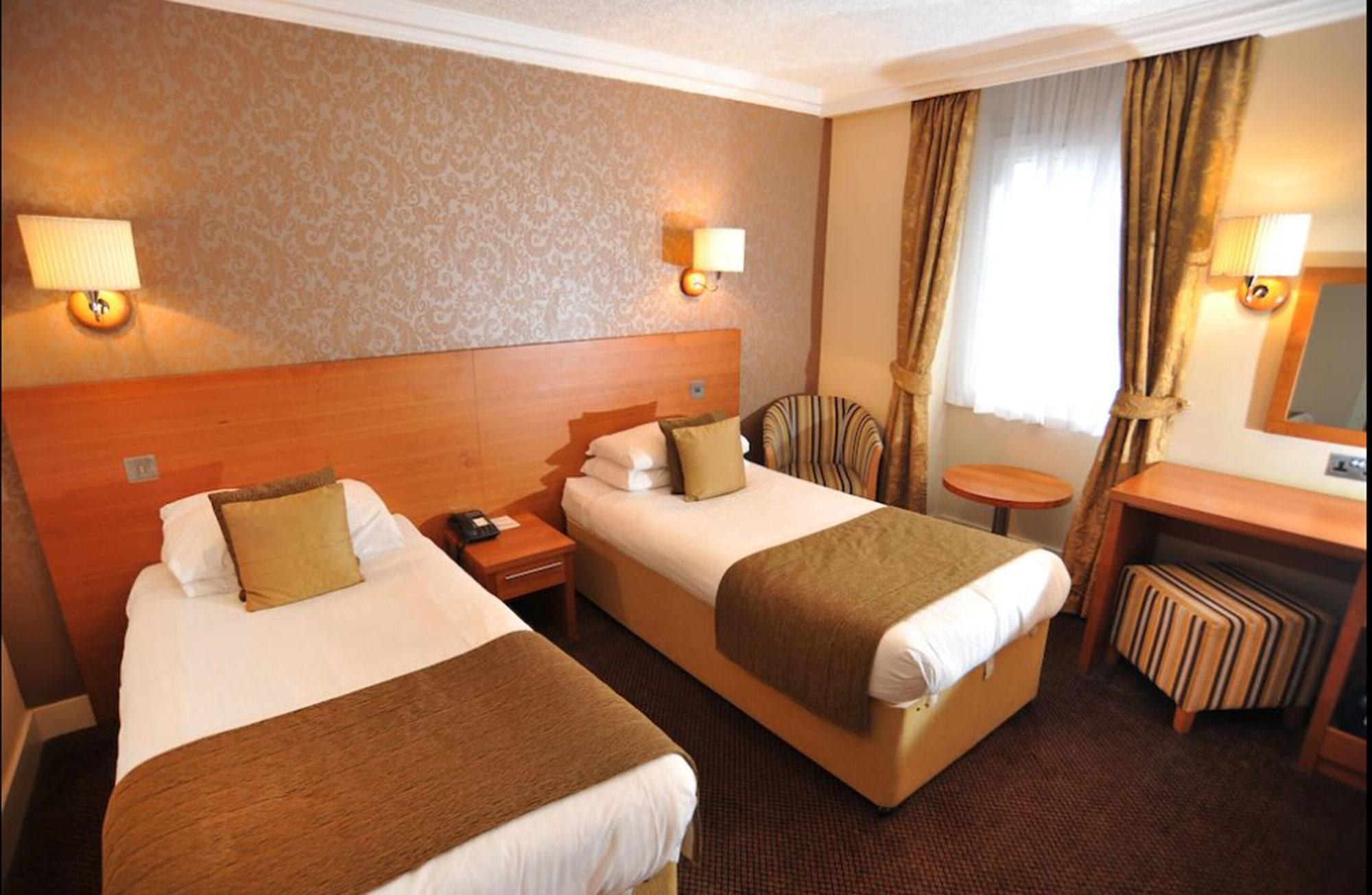 Golden Lion Hotel Stirling Exteriér fotografie