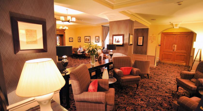 Golden Lion Hotel Stirling Exteriér fotografie